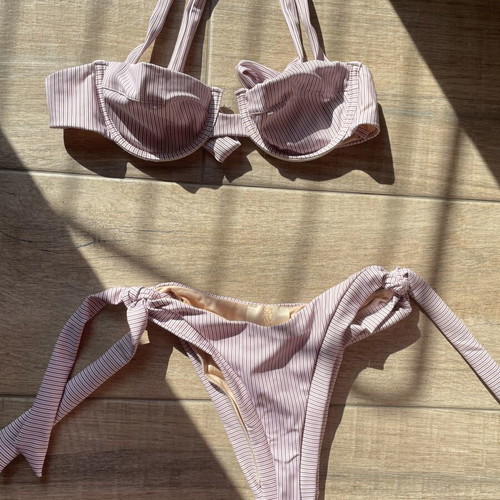 Bikini new with tag, size M/L, pink