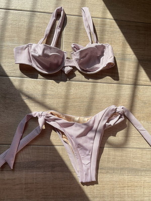 Bikini new with tag, size M/L, pink