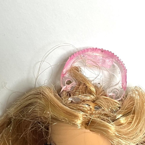 Winx Club Flora Regal Lights doll used