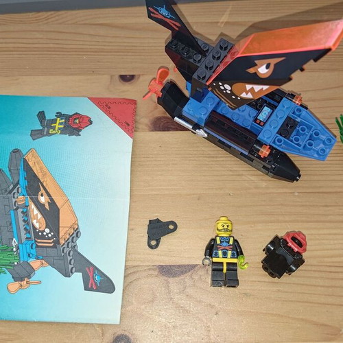 Lego Vintage Spy Shark Aquazone 6135 used