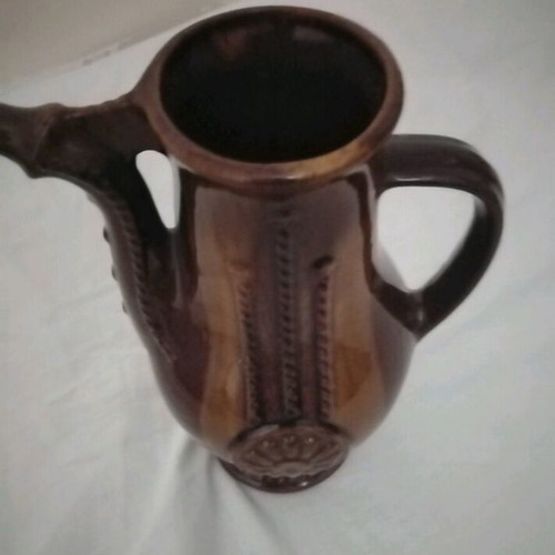 Collectible ceramic jug like new