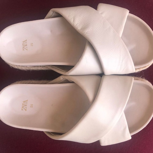 Zara cross strap beige sandals used, size 35