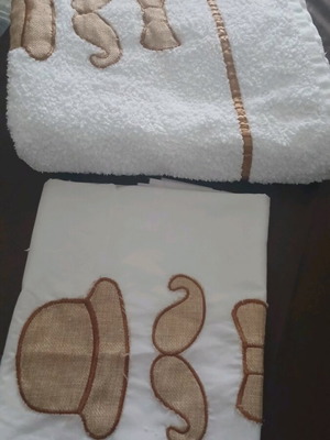 Children's towel and sheet like new