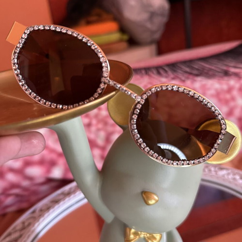 Women's sunglasses like new with rhinestones, multicolor and silver