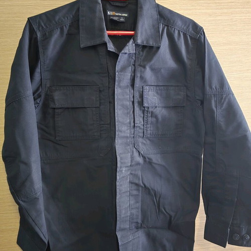 5.11 Tactical Series polo shirt like new, size Small, Navy Blue