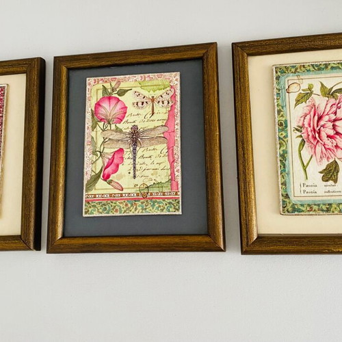 Set of three used frames with wooden frame 17x20