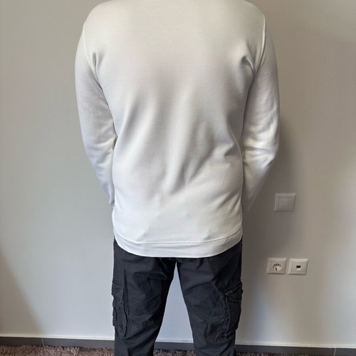 Burberry sweatshirt white with embroidered logo XL like new