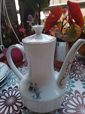 Large Bavaria teapot Germany like new