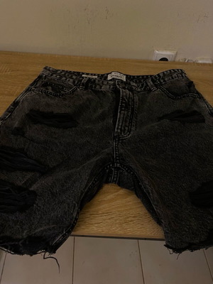 Pull and Bear Ανδρική βερμούδα τζιν
