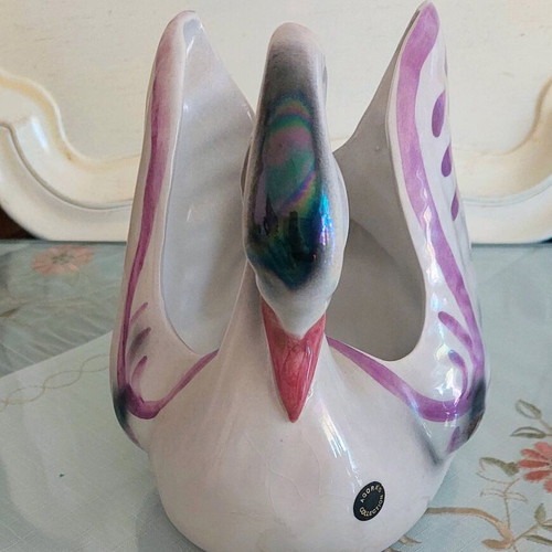 Decorative porcelain swan like new