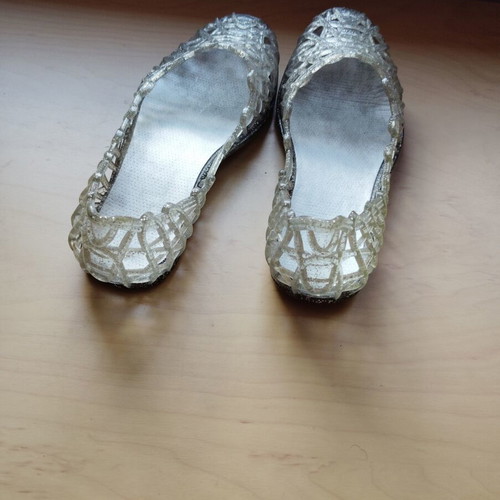 Silicone ballerina shoes for girl size 32 like new, gray