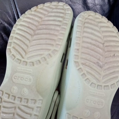 Crocs women's slippers, size 39, green