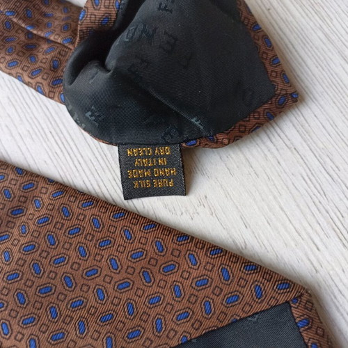 Fendi men's tie like new, brown with blue print, 100% silk