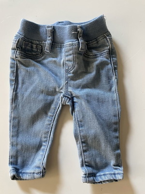 Baby jeans like new, size 0-3 months, Gap brand