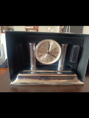 El Casco table watch new