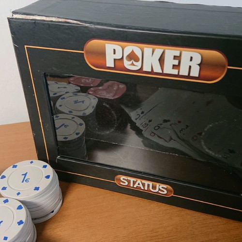 Poker set used with 72 chips and 1 deck