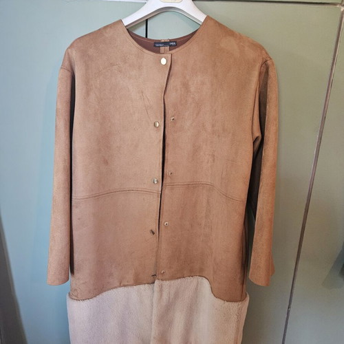 Zara faux suede coat camel color with fur trim size M like new
