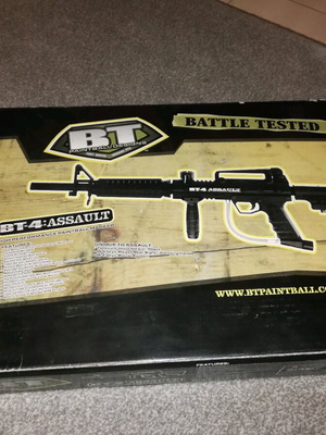 Paintball BT 4 M16 new with folding stock