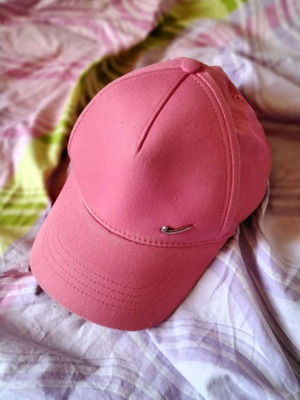 Hat pink used, adjustable size