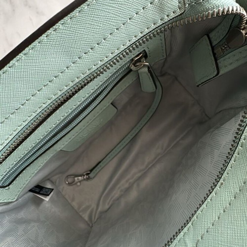 Michael Kors Selma Medium Leather Shoulder Bag Like New Turquoise