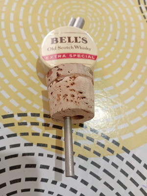 Vintage Bell's Extra Special Old Scotch Whisky cork stopper new