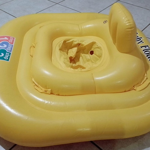 Baby Float Pool School inflatable life vest like new