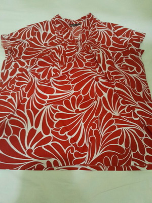Blouse like new, size XXL 44 16