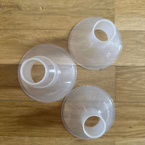 Medela Swing Flex electric breast pump like new with accessories