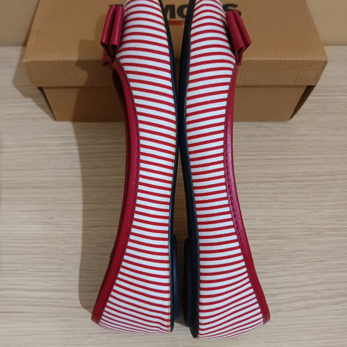 Famous Shoes ballerinas new, size 40-41, white and red