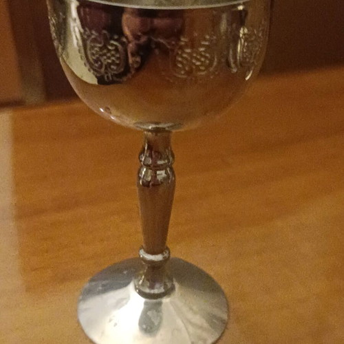 Vintage silver-plated container set with 6 glasses like new, decorative and collectible
