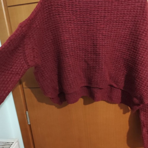 Pullover women's red size M like new, one shoulder design