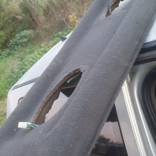 Rear parcel shelf with speaker holes and wiring for VW Polo 6N / SEAT Ibiza 6K