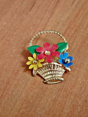 Vintage Russian brooch used, missing clasp