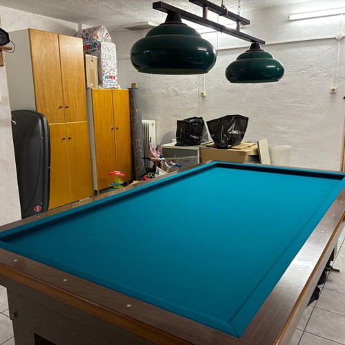 French billiard table like new with accessories