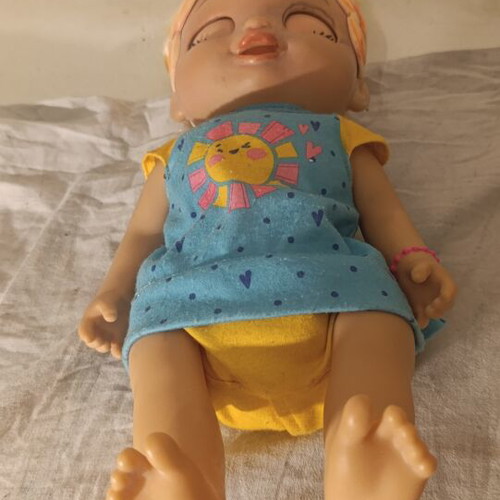 Hasbro Baby Alive Baby Grows Up interactive doll 35cm