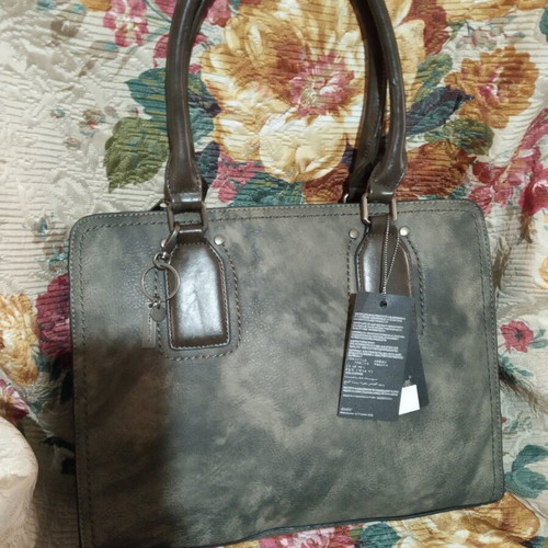 Large bag in excellent condition