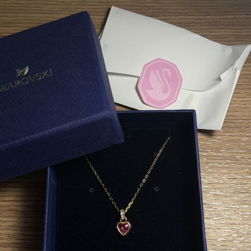 Swarovski necklace with gold tone and certificate