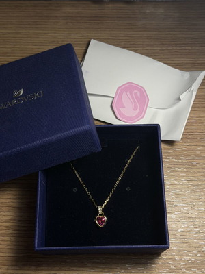 Swarovski necklace with gold tone and certificate
