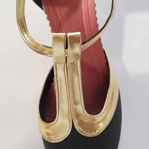 Dance shoes new, size 39.5, black with gold details