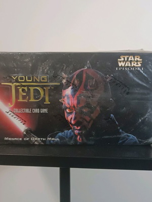 Star Wars Starter Deck box new, 12 packs