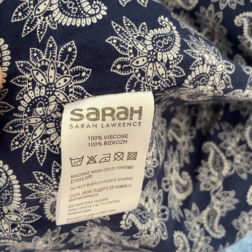 Sarah Lawrence Jacket 100% Viscose like new, white and blue, size small