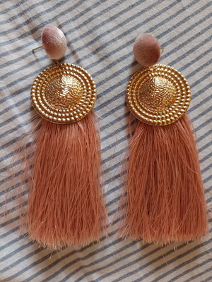 Dangling earrings pink new