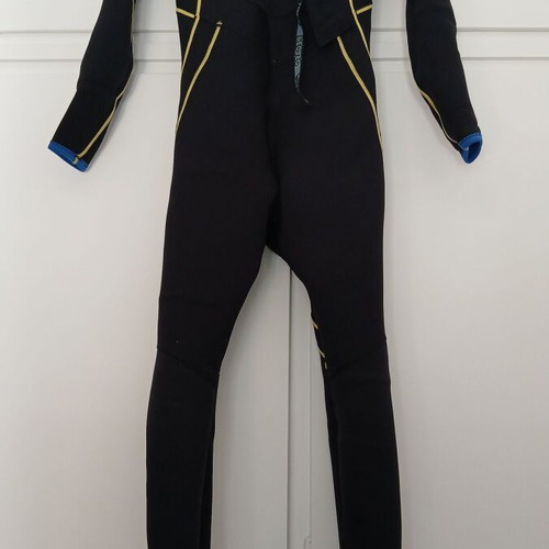 Pegaso neoprene wetsuit 3 mm used