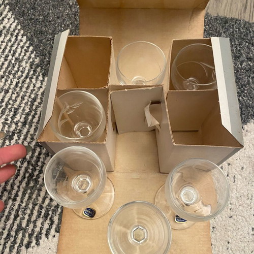 LR Lednicke Rovne Slovakia vintage crystal wine glasses set of 6, like new