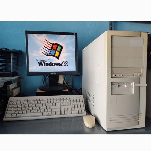 AMD K6-III Retro PC with ASUS P5A motherboard