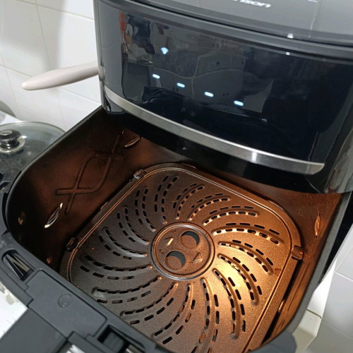 Rohnson Airfryer 8 liters with wifi like new