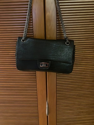 Chanel τσάντα χειρός αχρησιμοποίητη μαύρη με χαρτιά γνησιότητας