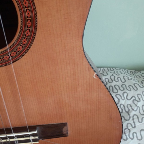 Yamaha guitar used with dent