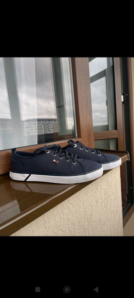 Tommy Hilfiger ν.39