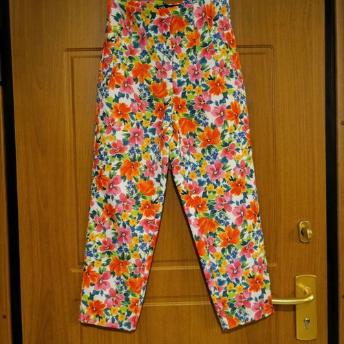Floral pants Zara size S like new, multicolor